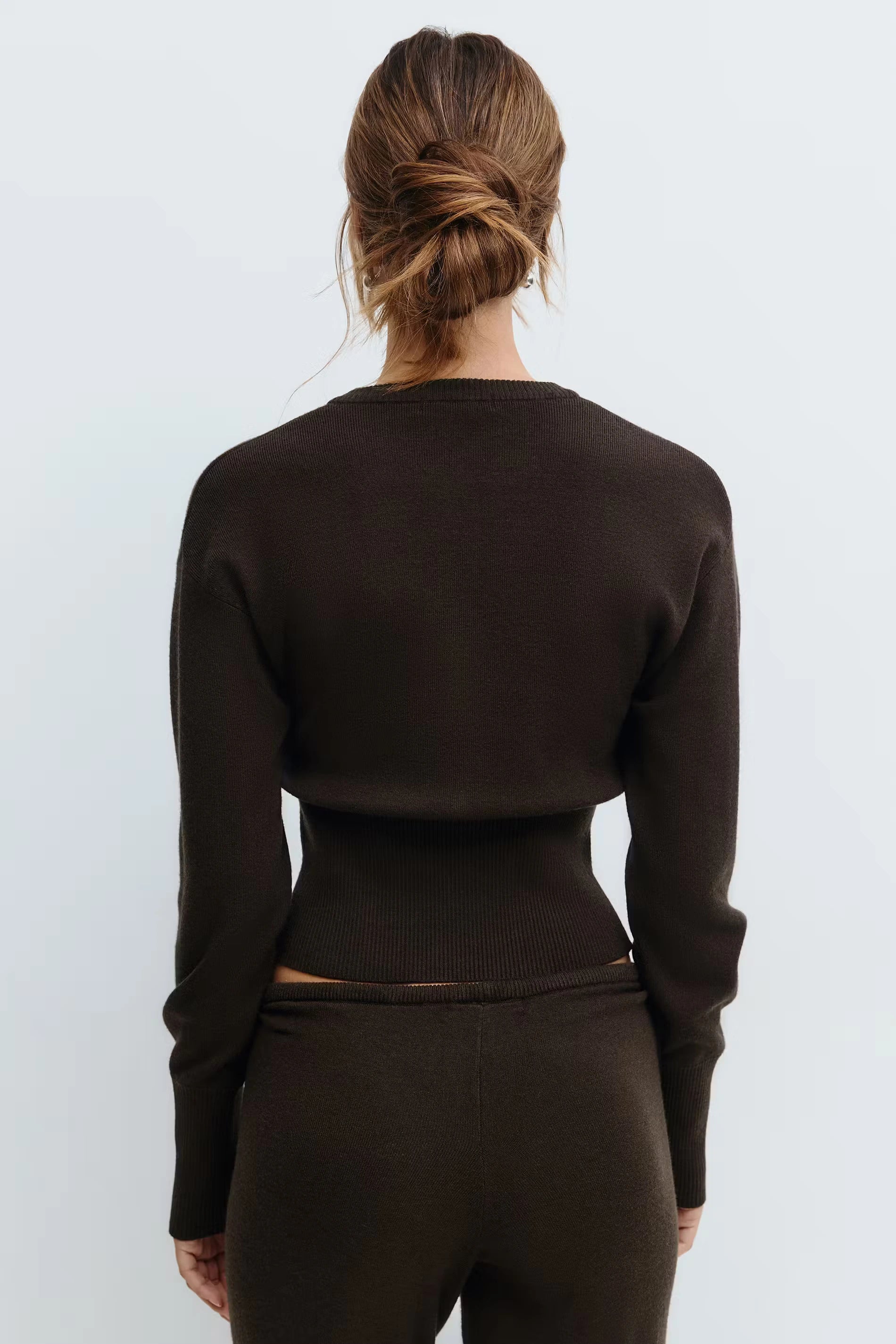Nola – Die Alltägliche Ikonische Strickjacke