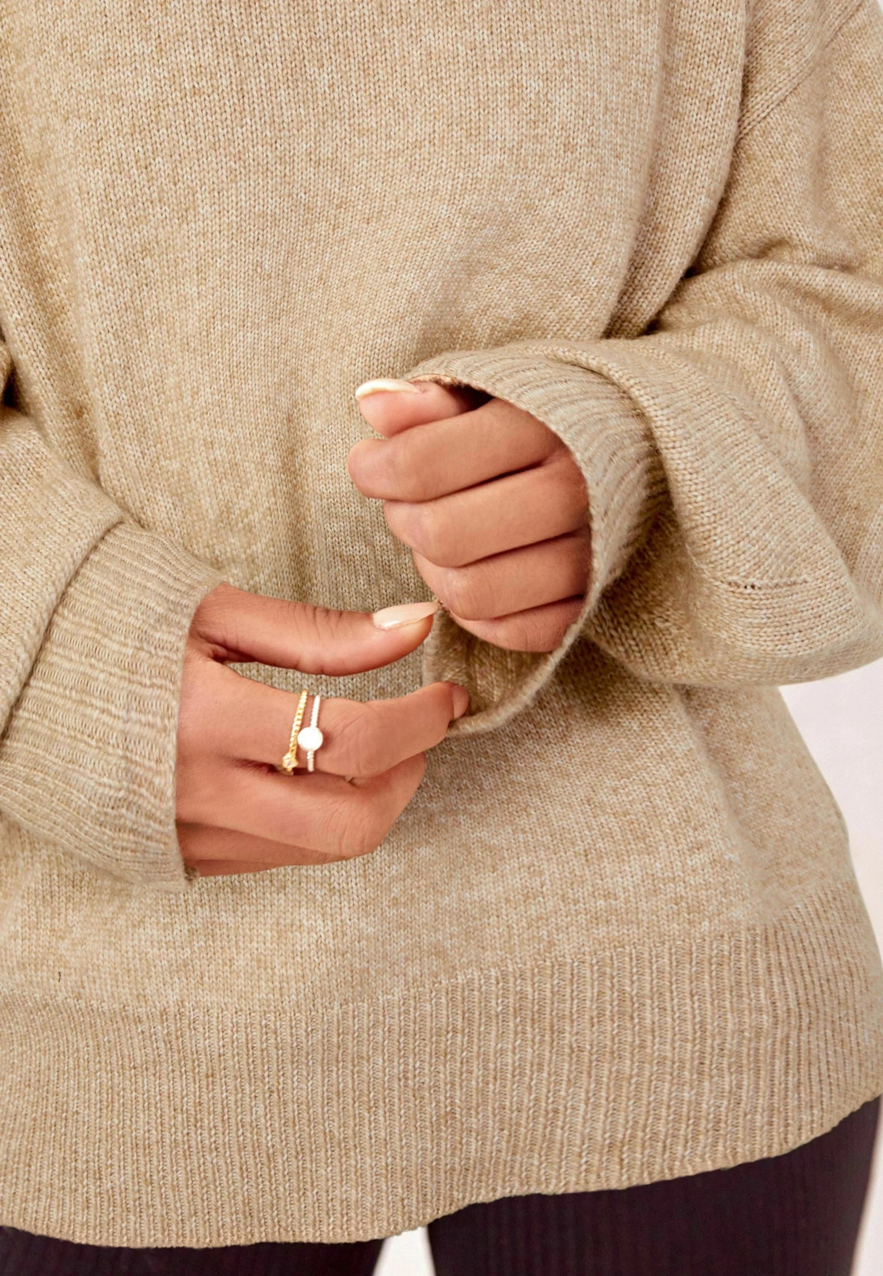 Kamelia - Pullover - Inaya