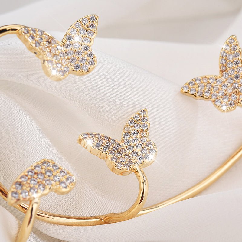 Mariposa - Earrings - Inaya